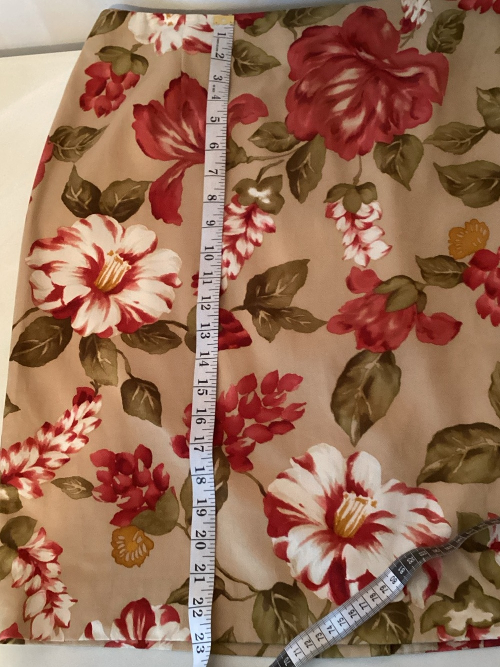 Talbots Cream Pencil Skirt with Red Floral Print - Picture 6 of 6